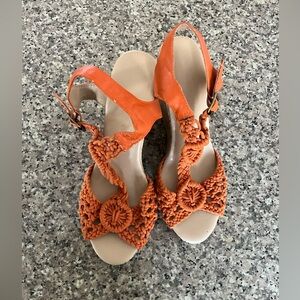 Hot tomato wedge heel shoes ladies sz 8 1/2